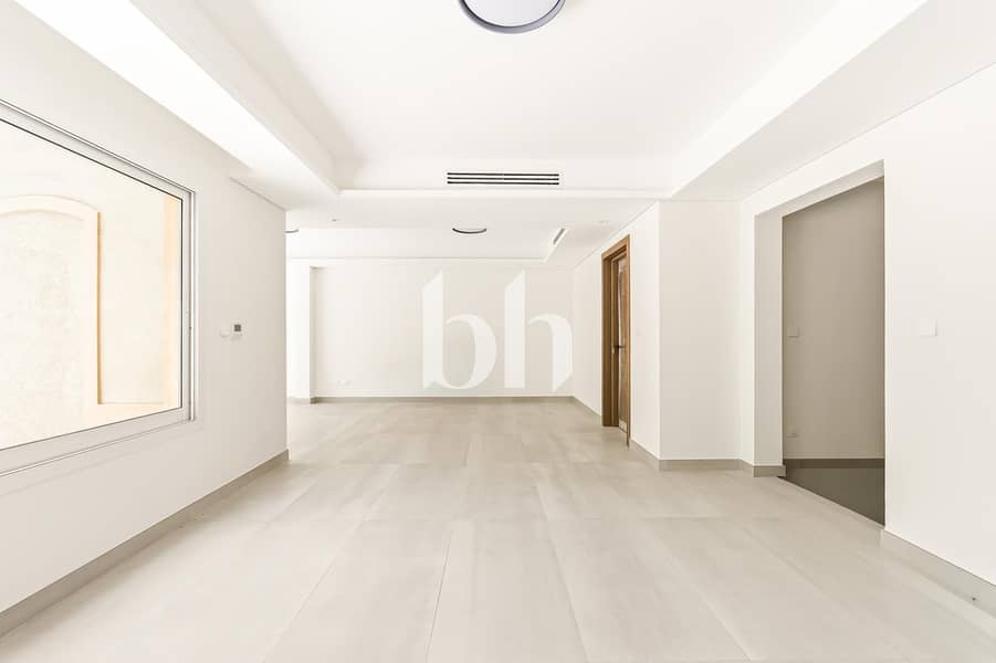 3 images image img