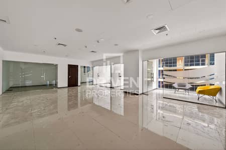 Office para en Alquiler en Business Bay, Dubai - Oficina en Business Bay，Bay Square，Bay Square 7, 1000000 AED - 15515559