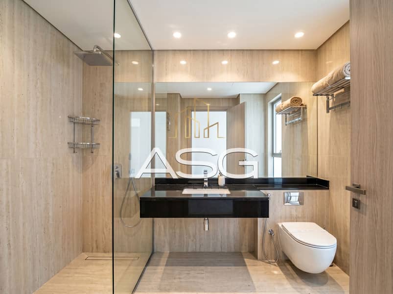 7 batch4_img5_bathroom_shower_person_1. png