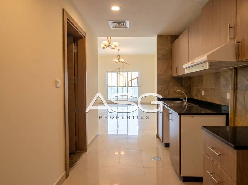 5 01_kitchen_enhanced_1. jpg