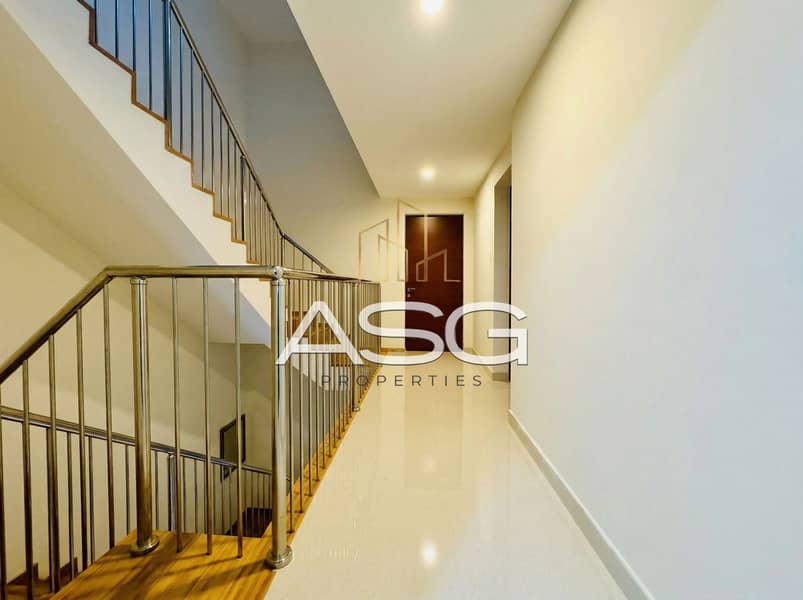 5 image_08_hallway_staircase_1. jpg
