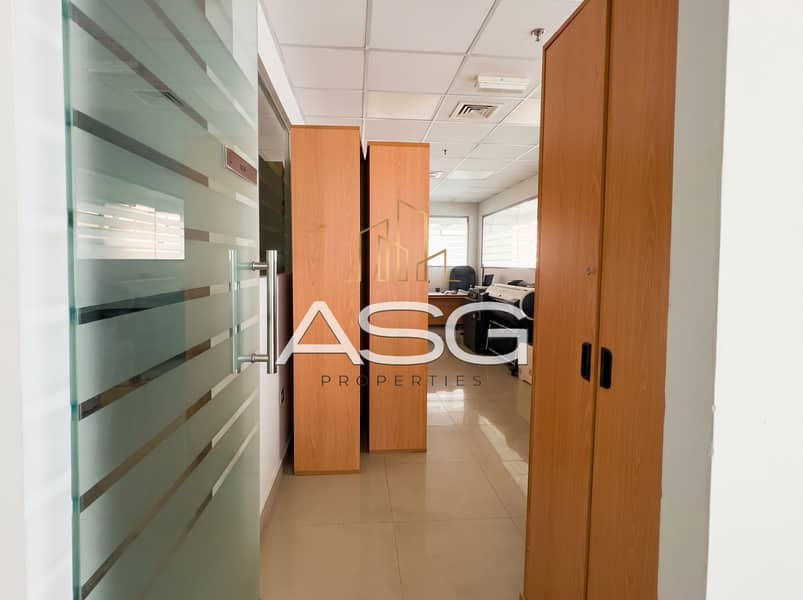 5 photo_04_corridor_cabinets_1. png