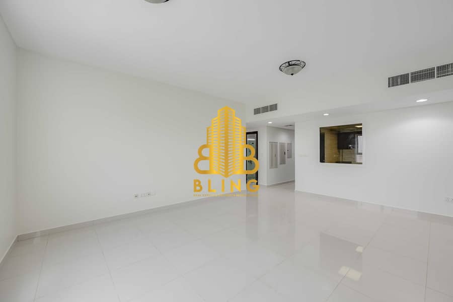 3 Living room3. jpg