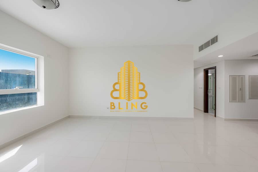 6 Living room2. jpg