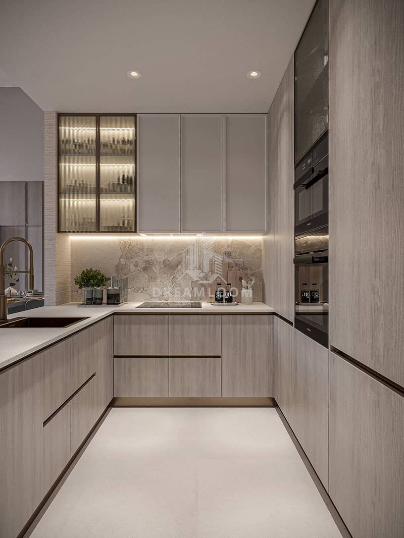 4 Kitchen-copy. jpg