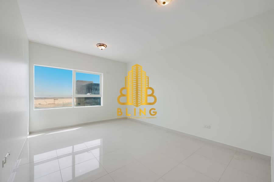 9 Master bedroom. jpg