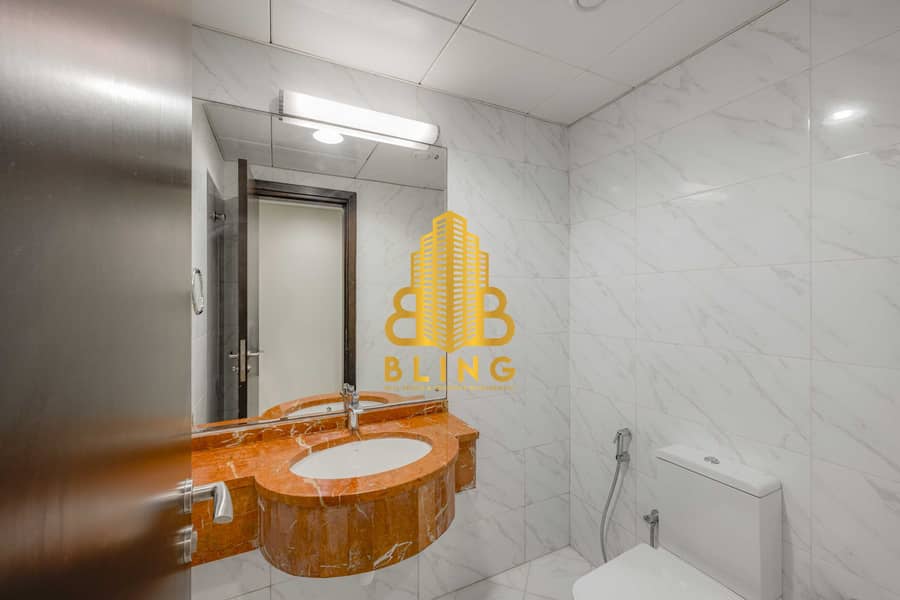 25 Guest Toilet. jpg