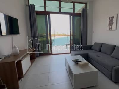 Studio for Rent in Palm Jumeirah, Dubai - Furnished | Marina View | Vacant