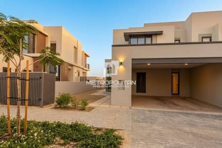 4 habitaciones Townhouse para en Alquiler en Jebel Ali, Dubai - Casa adosada en Jebel Ali,Jebel Ali Village, 4 dormitorios, 360000 AED - 15516625 4 habitaciones Townhouse para en Alquiler en Jebel Ali, Dubai - Casa adosada en Jebel Ali,Jebel Ali Village, 4 dormitorios, 360000 AED - 15516625