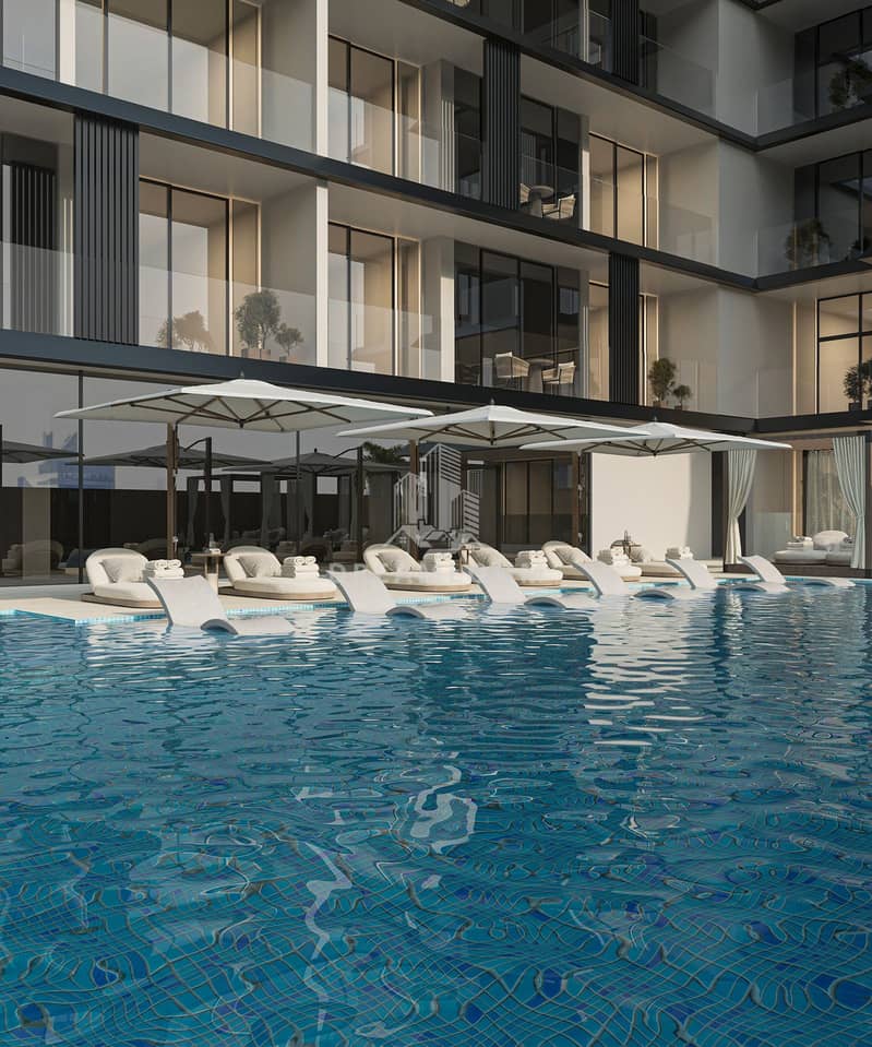 14 Swimming-Pool. jpg