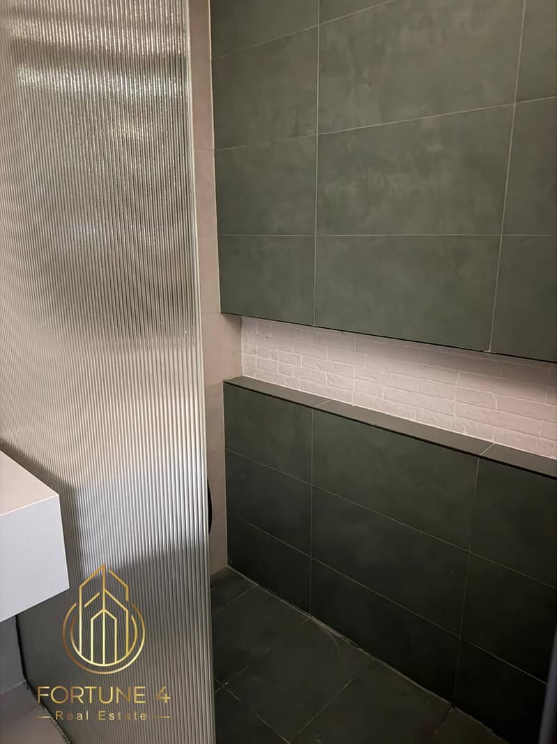 Modern 1BR | Downtown View | Balcony Access - Image 5