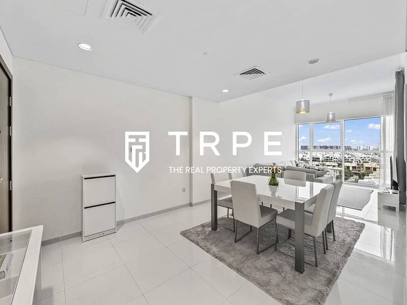 Stunning View | Great Location | Well Kept 2BHK Stunning View | Great Location | Well Kept 2BHK