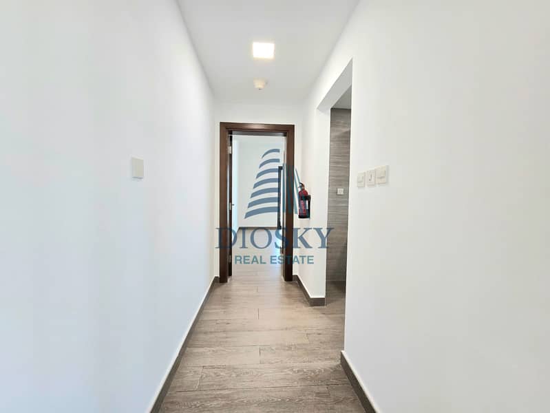 9 Image 9