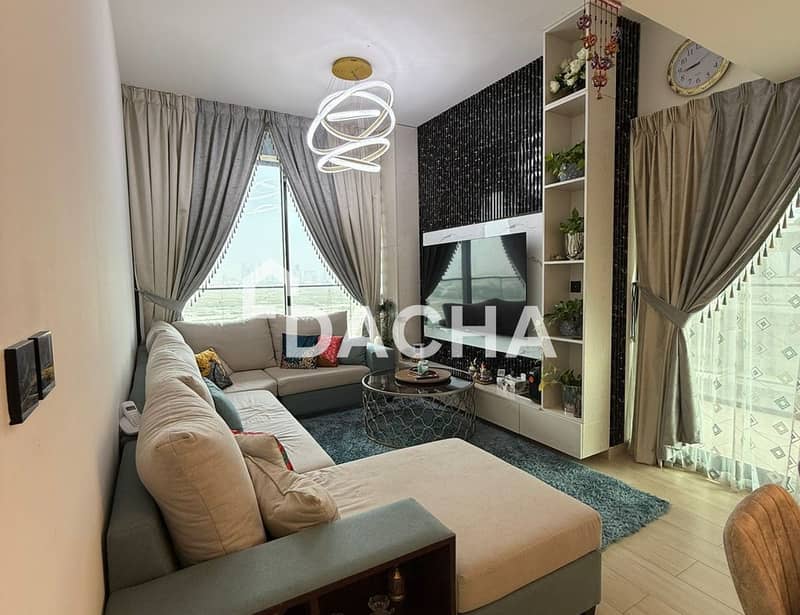 CORNER UNIT | PANORAMIC VIEWS | TENANTED HIGH ROI CORNER UNIT | PANORAMIC VIEWS | TENANTED HIGH ROI