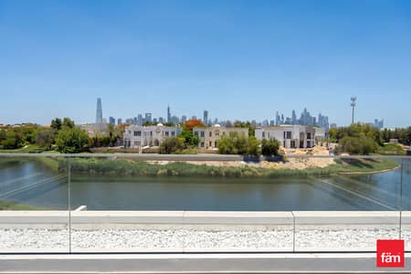 5 Bedroom Villa for Sale in Jumeirah Park, Dubai - Largest Plot | Waterfront | Skyline View 5 Bedroom Villa for Sale in Jumeirah Park, Dubai - Largest Plot | Waterfront | Skyline View