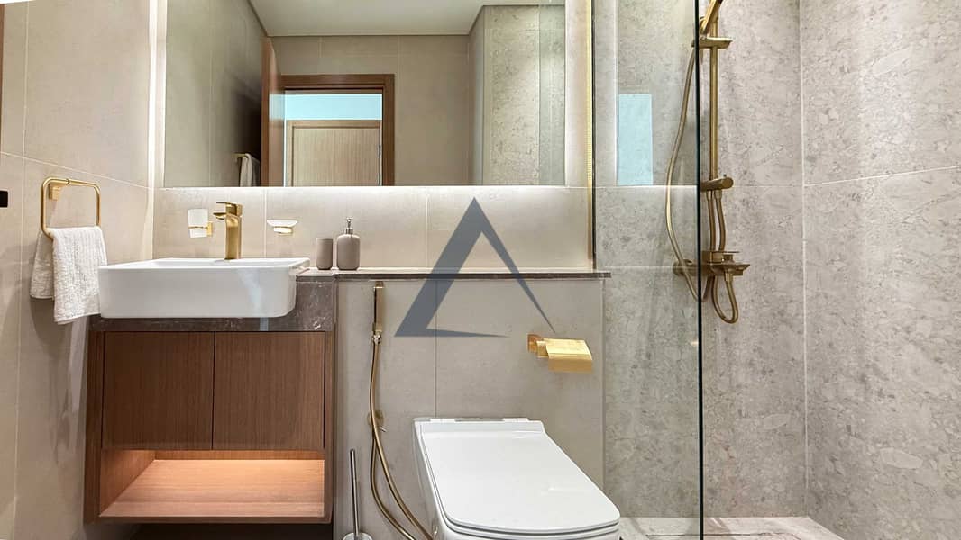 20 AZCO REAL ESTATE-18. jpg