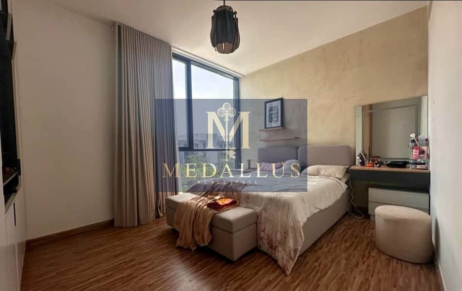 3 d13a4a05-aeda-45a2-986e-49aa1d3d. jpg