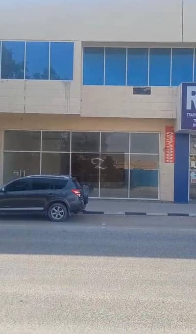 Showroom zum zur Miete in Industrial Area, Sharjah - a67fd12e-fad2-4ff2-8ed5-8e257b3f7523. jpg