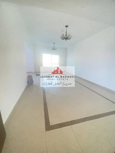 3 Camere Appartamento in Vendita a Al Mamzar, Sharjah - 141038. jpg