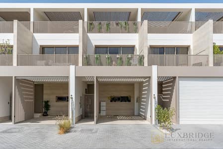2 Bedroom Townhouse for Rent in Nad Al Sheba, Dubai - Exquisite | Modern Living | Ideal Location