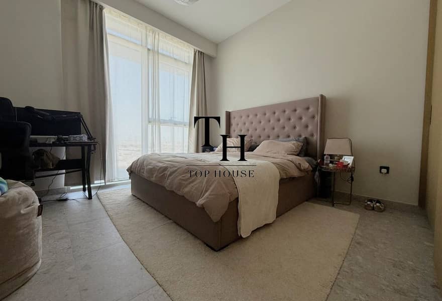8 9. jpg