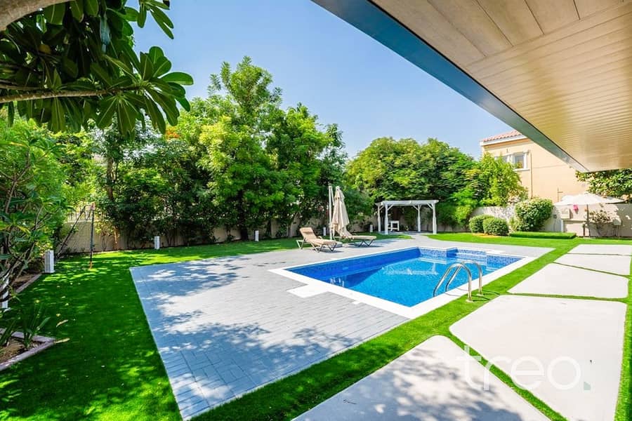2 016 Courtyard CP3 Ponderosa, The Villa - 5. jpg