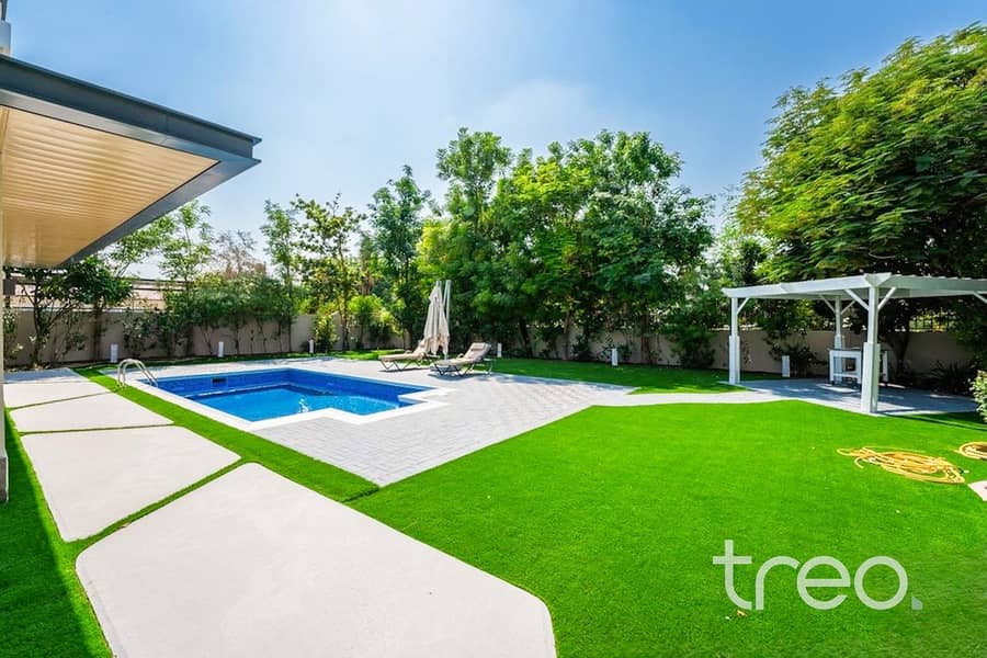 4 016 Courtyard CP3 Ponderosa, The Villa - 8. jpg