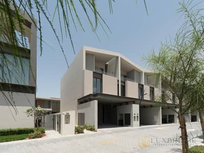3 Bedroom Townhouse for Rent in Nad Al Sheba, Dubai - Skyline Serenity | Unfurnished | Spacious Layout