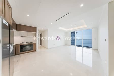 3 habitaciones Apartamento para en Venta en Dubai Harbour, Dubai - Apartamento en Dubai Harbour,Emaar Beachfront,Palace Beach Residence,Palace Beach Residence Tower 2, 3 dormitorios, 5600000 AED - 15519886 3 habitaciones Apartamento para en Venta en Dubai Harbour, Dubai - Apartamento en Dubai Harbour,Emaar Beachfront,Palace Beach Residence,Palace Beach Residence Tower 2, 3 dormitorios, 5600000 AED - 15519886