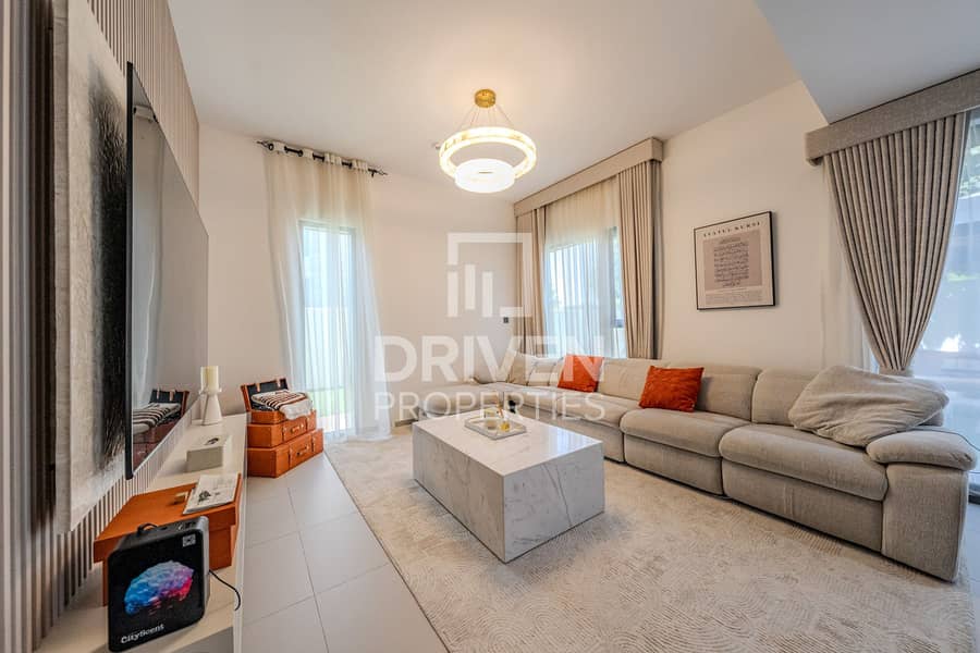 Corner Villa | Single Row | Tenanted | Investment Corner Villa | Single Row | Tenanted | Investment