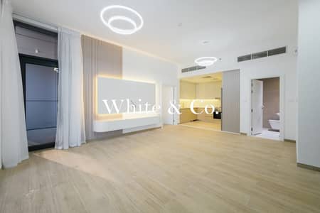 1 Bedroom Flat for Sale in Business Bay, Dubai - High Floor | Upgraded | Open Living Space