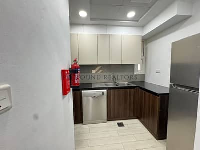 2 Bedroom Apartment for Sale in Remraam, Dubai - IMG-20250512-WA0036. jpg 2 Bedroom Apartment for Sale in Remraam, Dubai - IMG-20250512-WA0036. jpg
