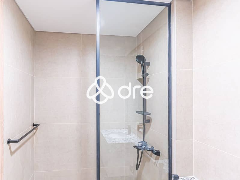 25 DRE03376-Edit. JPG