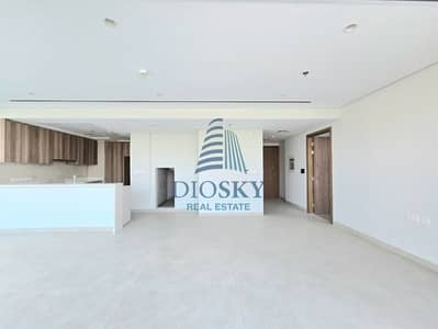 4 Bedroom Apartment for Rent in International City, Dubai - Image 1
