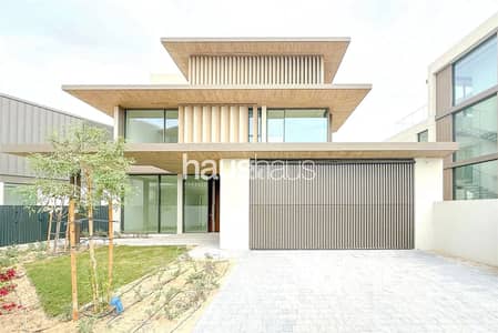 4 Bedroom Villa for Sale in Nad Al Sheba, Dubai - Private Location | Large Plot | Bright 4 Bedroom Villa for Sale in Nad Al Sheba, Dubai - Private Location | Large Plot | Bright