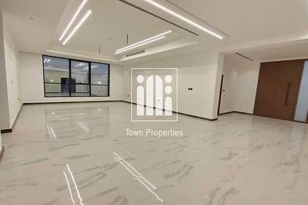 5 habitaciones Villa para en Alquiler en Khalifa City, Abu Dhabi - QRREWrwgwbsQq4qoHswj7eTd9AT6313Y3nTm9p0h. jpeg