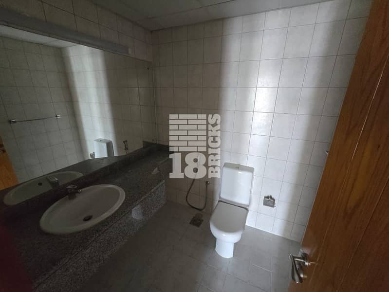 4 image_3