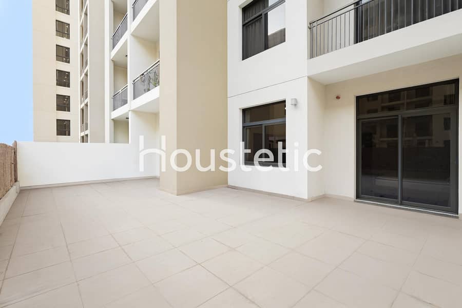 EXCLUSIVE | VACANT | LARGE TERRACE | 1,690 Sq. Ft EXCLUSIVE | VACANT | LARGE TERRACE | 1,690 Sq. Ft