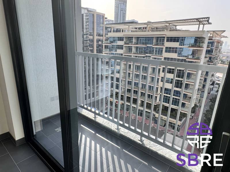 34 SobhaApartmentBalcony01. jpg