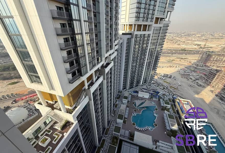 39 SobhaPool02. jpg