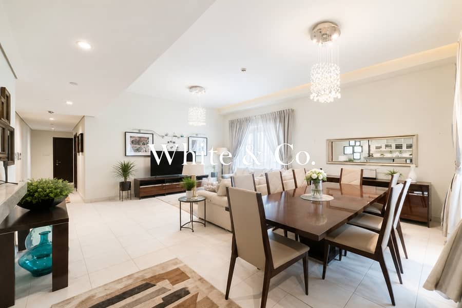 Rare Layout | VOT | Renovation Potential Rare Layout | VOT | Renovation Potential