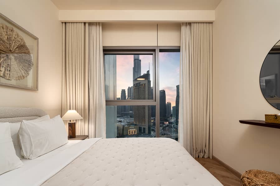 39 Downtown Views II_T3_1905(Web)-44. jpg