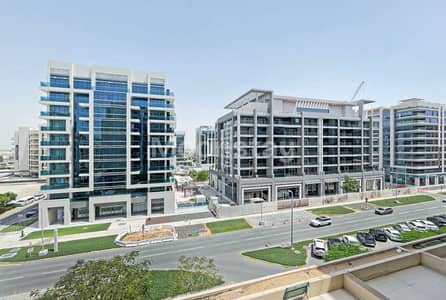 2 Bedroom Apartment for Rent in Al Raha Beach, Abu Dhabi - Road View | Furnished | Upcoming In July 2 Bedroom Apartment for Rent in Al Raha Beach, Abu Dhabi - Road View | Furnished | Upcoming In July