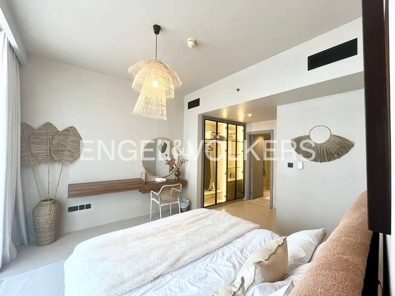 Upgraded | Furnished | Marina Views Upgraded | Furnished | Marina Views