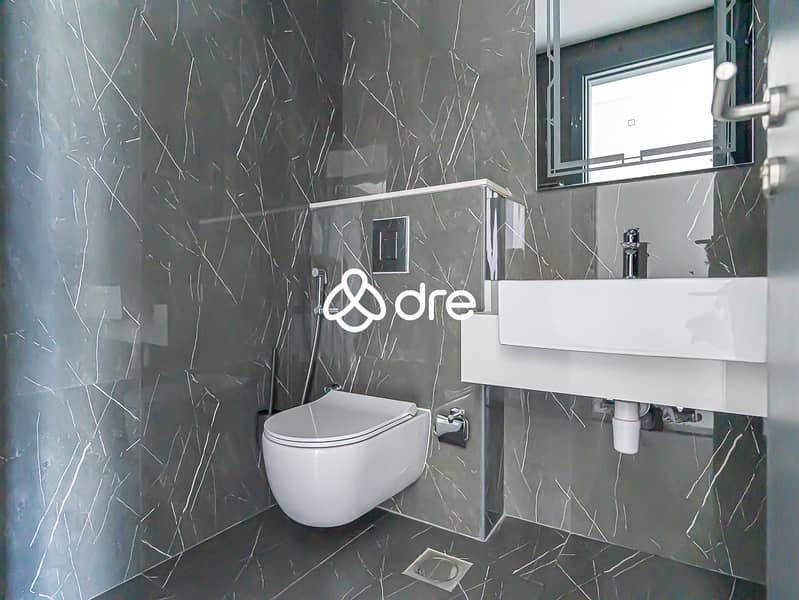 8 DRE03635. JPG
