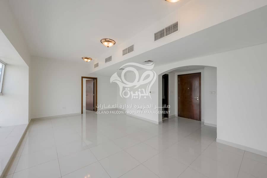 7 Livingroom. jpg