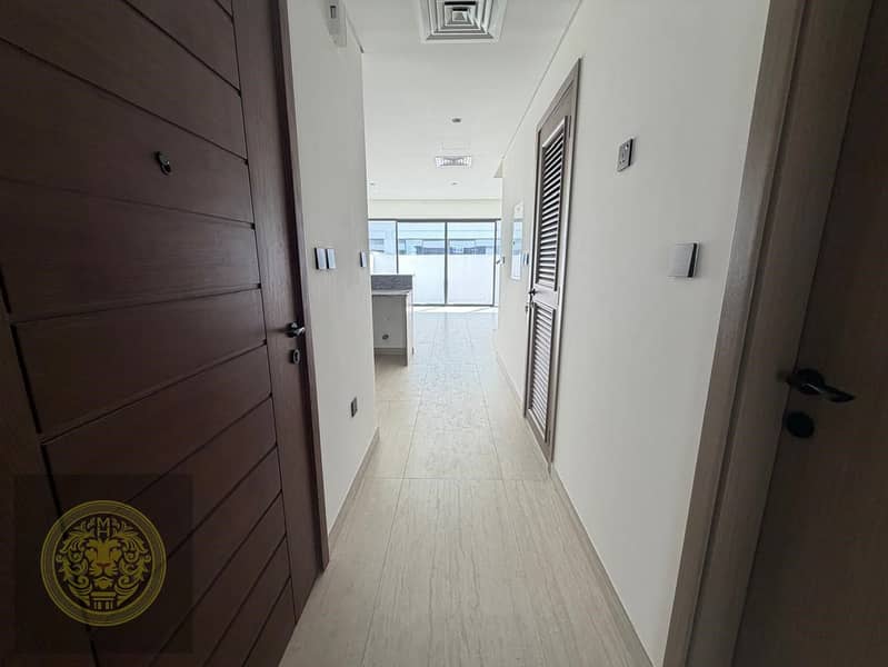 3 d4ca638e-8aee-48db-a0dd-954a6398c705. jpg
