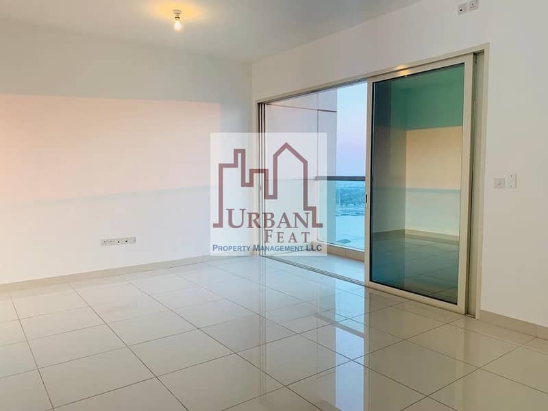 3 4chqs - Classy 2BR apartment in Al Maha Tower w/ pool view