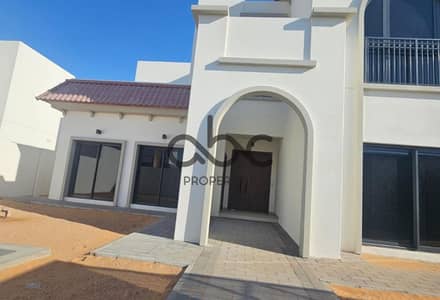5 Bedroom Villa for Sale in Al Shamkha, Abu Dhabi - a5babc59-5926-479f-88fe-cd29626e0df7_original. jpg