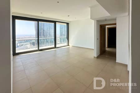 2 Bedroom Apartment for Rent in Downtown Dubai, Dubai - High Floor | City View | Unfurnished